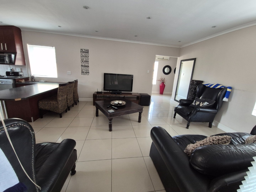 4 Bedroom Property for Sale in Bluewater Bay Eastern Cape
